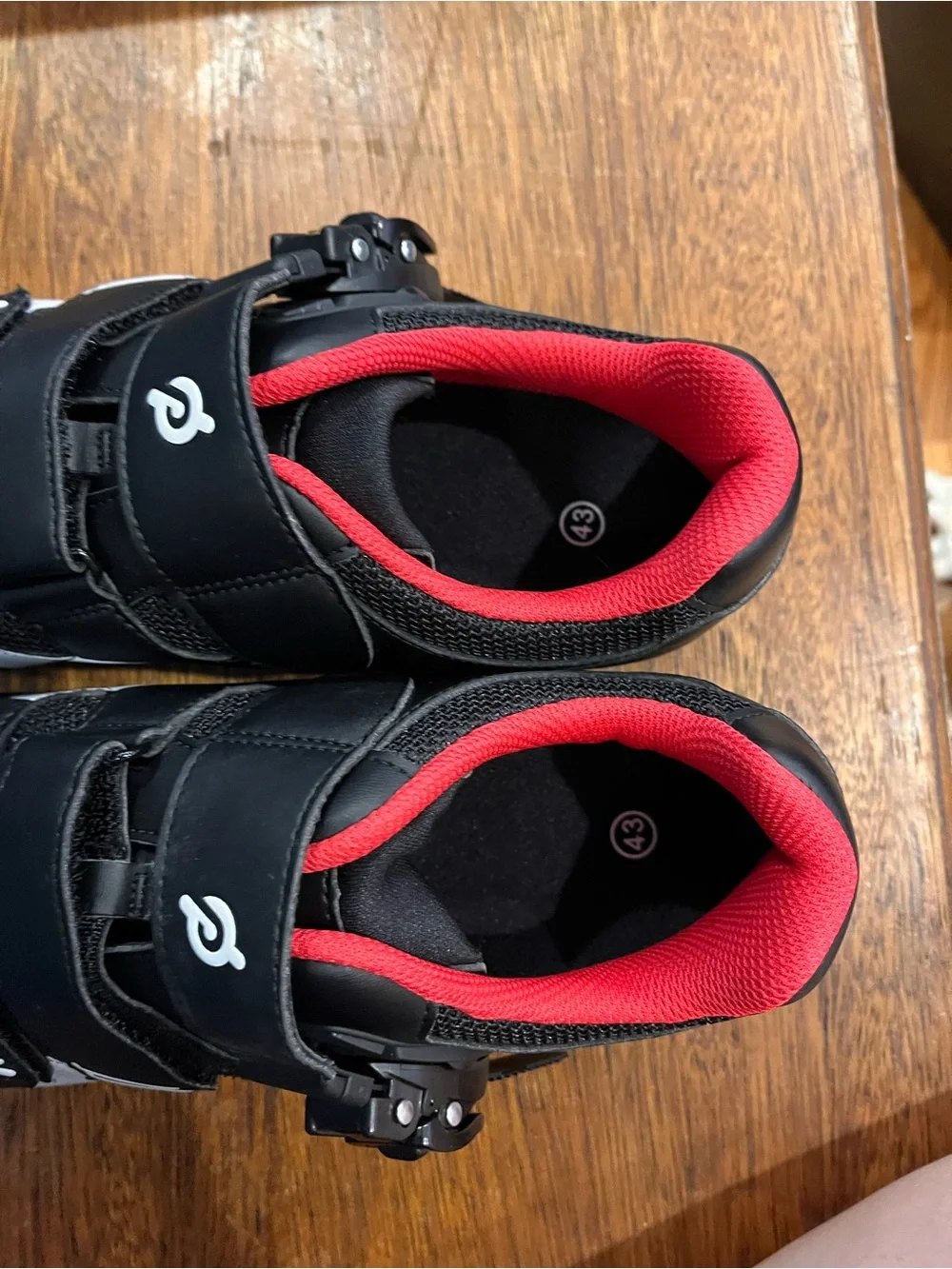 Peloton Cycling Shoes - Black with Red Lining